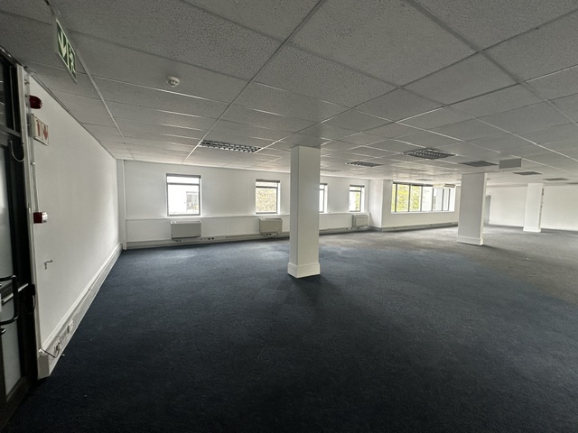 To Let Commercial Property for Rent in Newlands Western Cape
